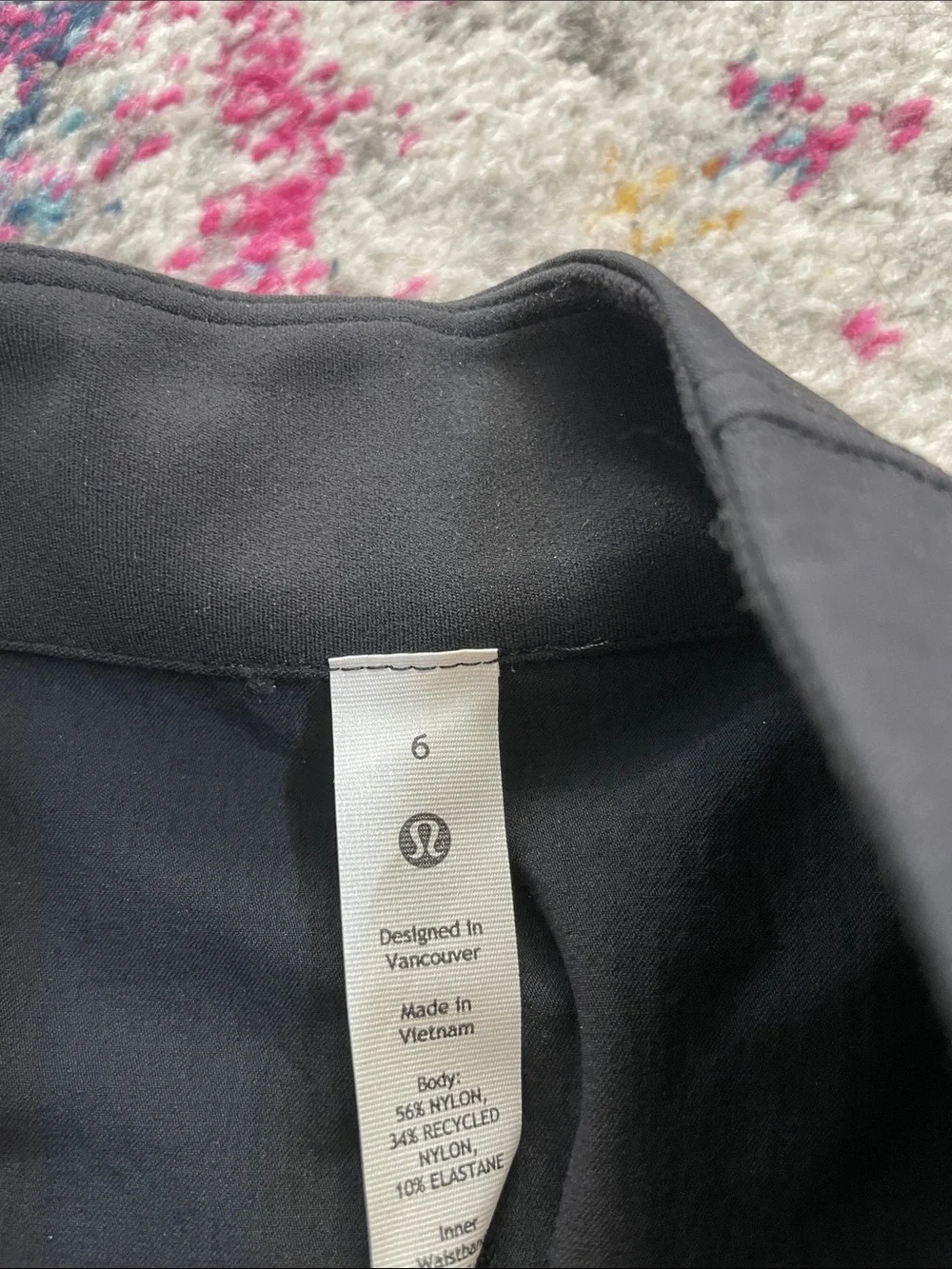 Lululemon Relaxed-Fit Super-High-Rise Cargo Short 4